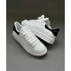 Alexander McQueen Beyaz Siyah Detay Alexander McQueen Beyaz Siyah Detay